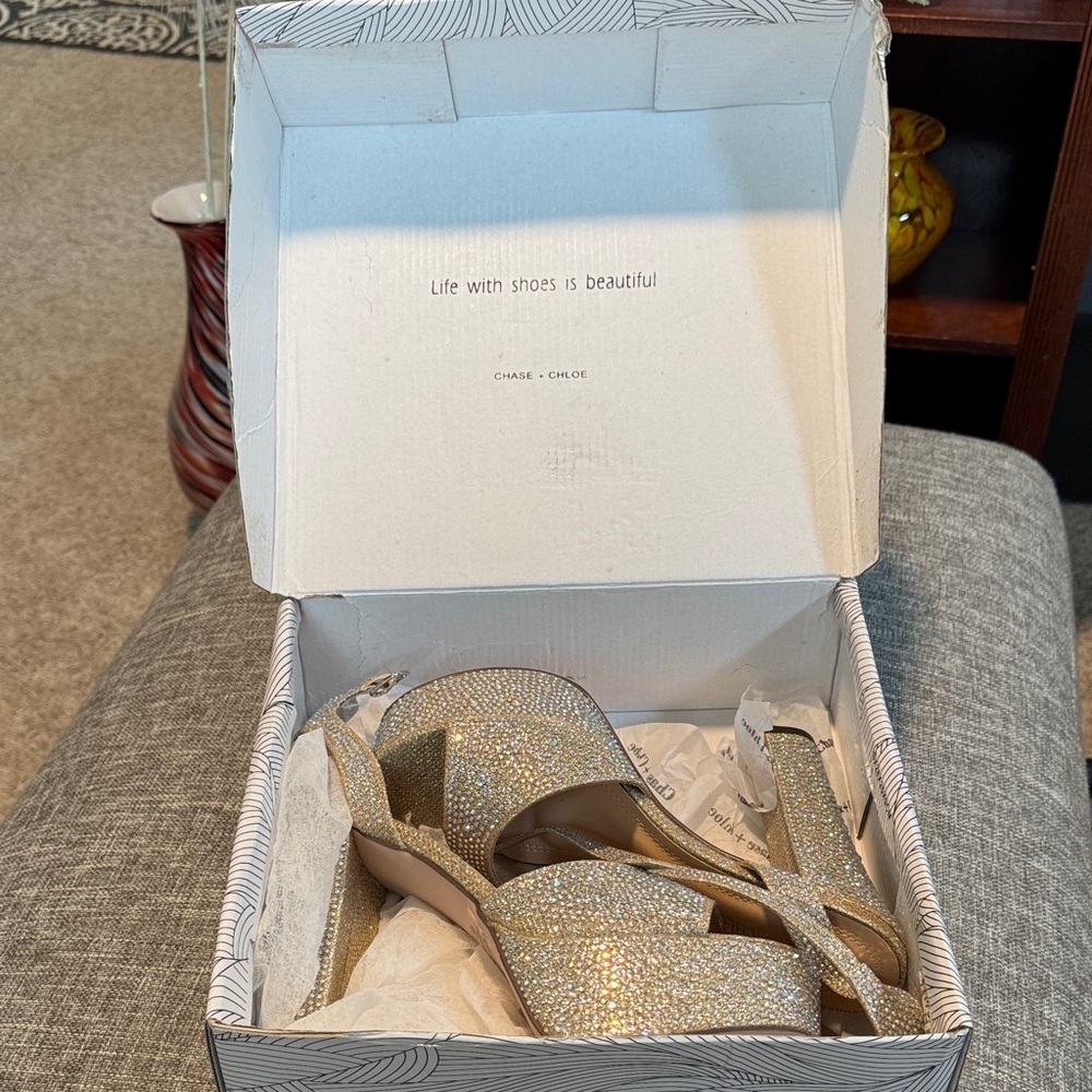 Rhinestones Embellished Platform Dress Sandals Chase + Chloe Glittering Gold